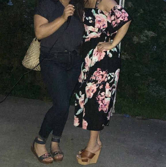 Floral Romper - Picture 3 of 3